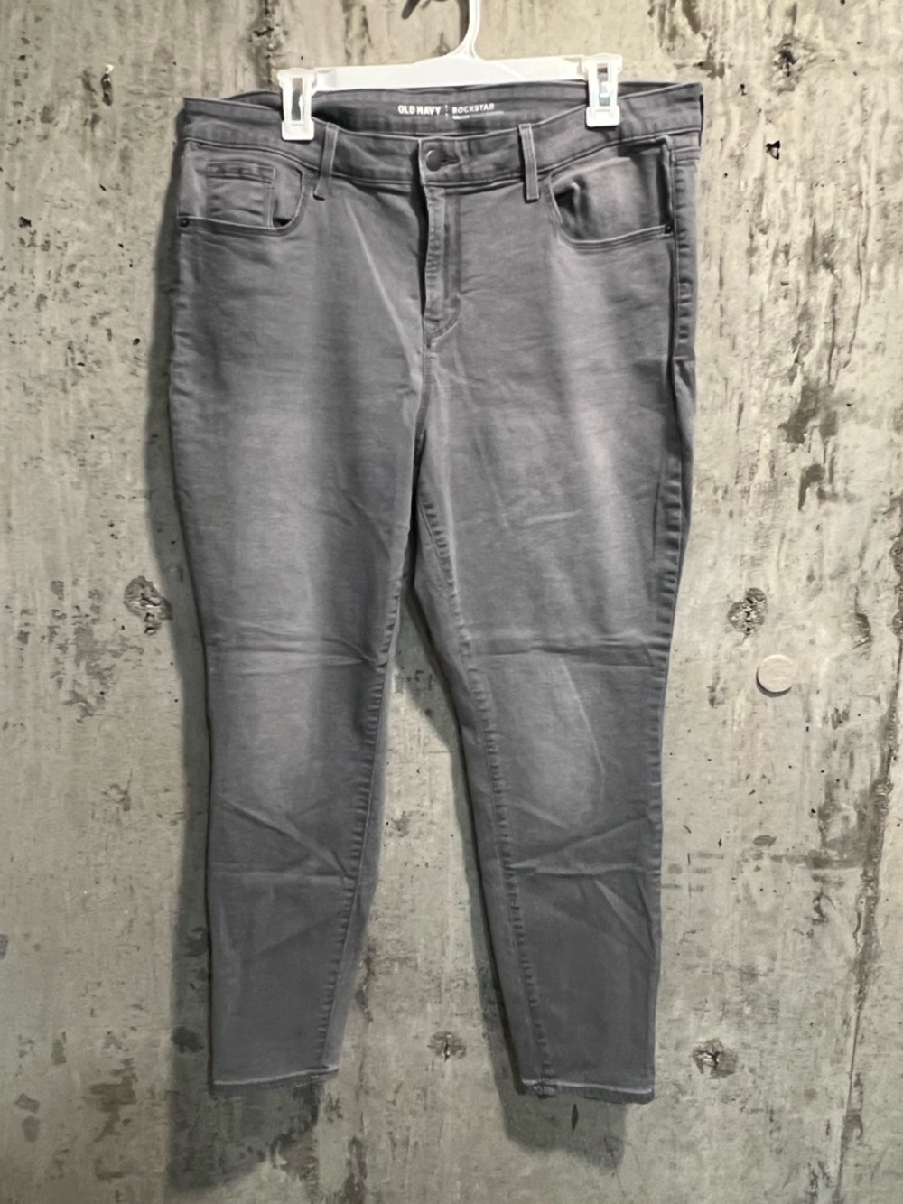 Old Navy Women's Gray Skinny Mid-Rise Jeans